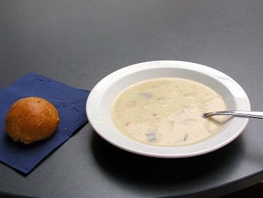 Kartoffelsuppe med porrer og bacon, ca. 3 liter